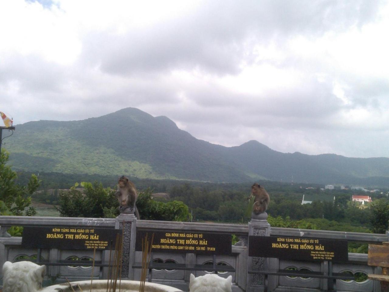 Nha Nghi Hanh Minh Chi Khu Co Ong 外观 照片